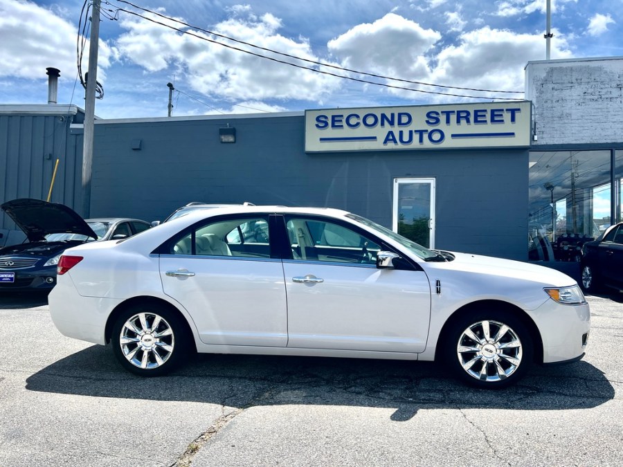 Used 2010 Lincoln MKZ in Manchester, New Hampshire | Second Street Auto Sales Inc. Manchester, New Hampshire