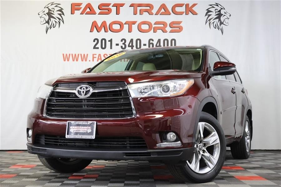 Used 2016 Toyota Highlander in Paterson, New Jersey | Fast Track Motors. Paterson, New Jersey