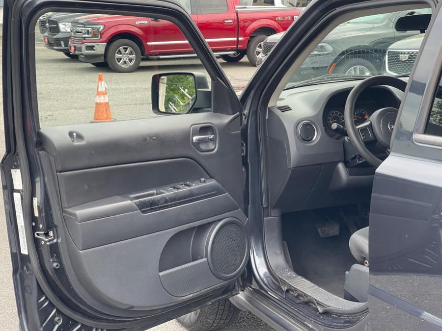 2014 Jeep Patriot 4WD 4dr Sport, available for sale in Irvington , New Jersey | Auto Haus of Irvington Corp. Irvington , New Jersey 2014 Jeep Patriot 4WD 4dr Sport, available for sale in Irvington , New Jersey | Auto Haus of Irvington Corp. Irvington , New Jersey