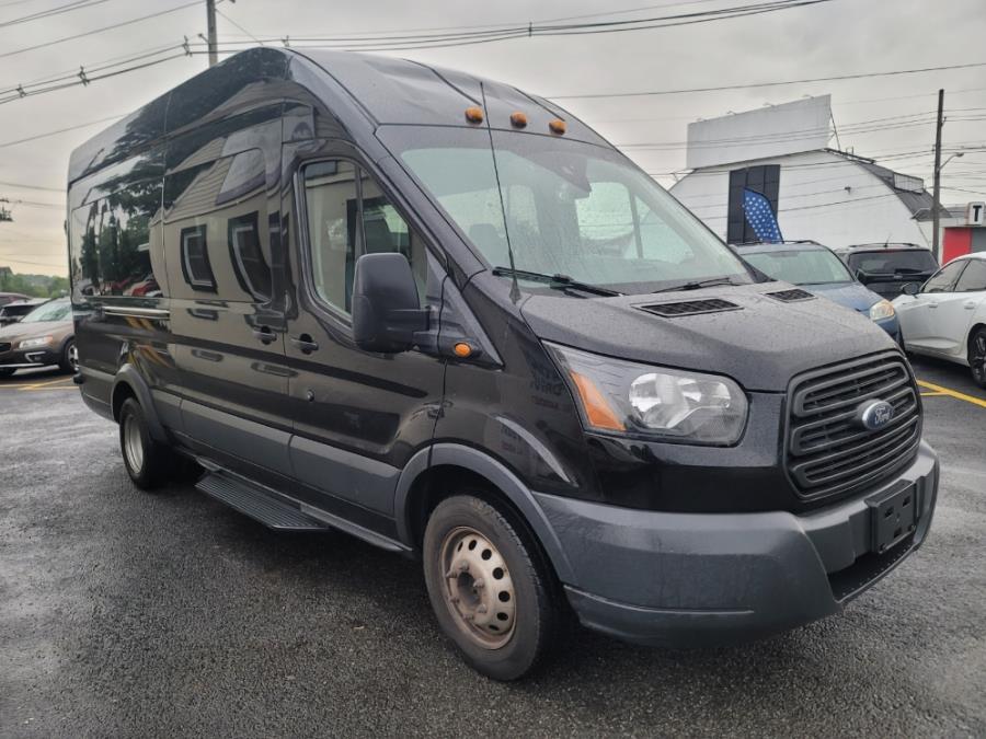 Used 2018 Ford Transit Passenger Wagon in Lodi, New Jersey | AW Auto & Truck Wholesalers, Inc. Lodi, New Jersey