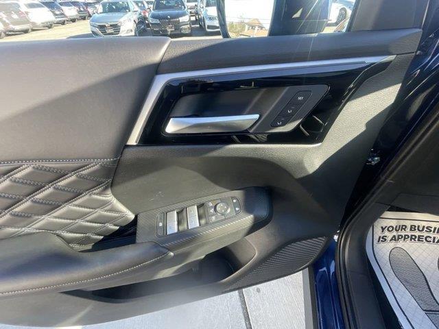 2023 Mitsubishi Outlander Phev SEL, available for sale in Great Neck, New York | Camy Cars. Great Neck, New York 2023 Mitsubishi Outlander Phev SEL, available for sale in Great Neck, New York | Camy Cars. Great Neck, New York