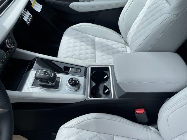 2023 Mitsubishi Outlander SEL, available for sale in Great Neck, New York | Camy Cars. Great Neck, New York 2023 Mitsubishi Outlander SEL, available for sale in Great Neck, New York | Camy Cars. Great Neck, New York