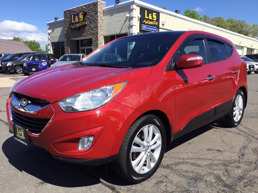 2012 Hyundai Tucson AWD 4dr Auto Limited, available for sale in Plantsville, Connecticut | L&S Automotive LLC. Plantsville, Connecticut