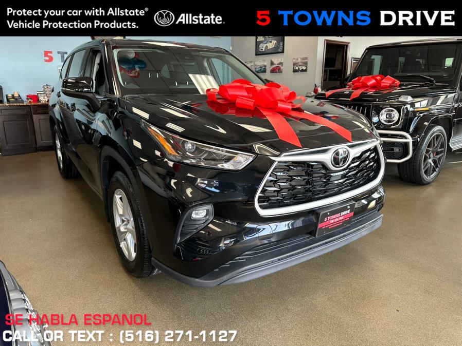 Used 2023 Toyota Highlander in Inwood, New York | 5 Towns Drive. Inwood, New York