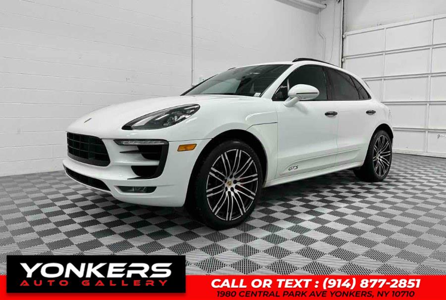 Used 2018 Porsche Macan in Yonkers, New York | Yonkers Auto Gallery LLC. Yonkers, New York