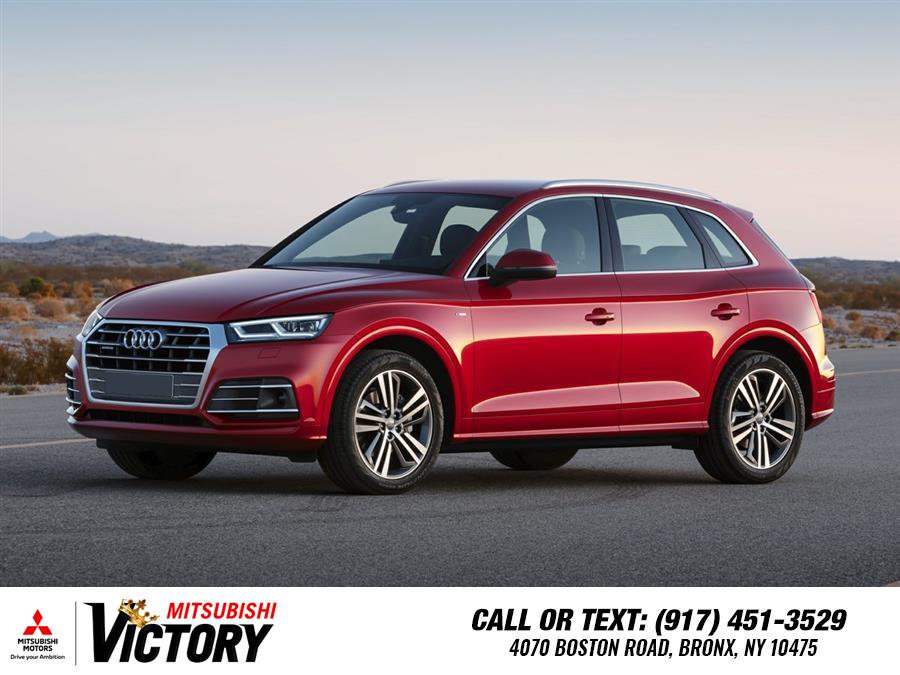 Used 2020 Audi Q5 in Bronx, New York | Victory Mitsubishi and Pre-Owned Super Center. Bronx, New York