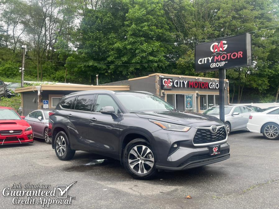 Used 2021 Toyota Highlander in Haskell, New Jersey | City Motor Group Inc.. Haskell, New Jersey
