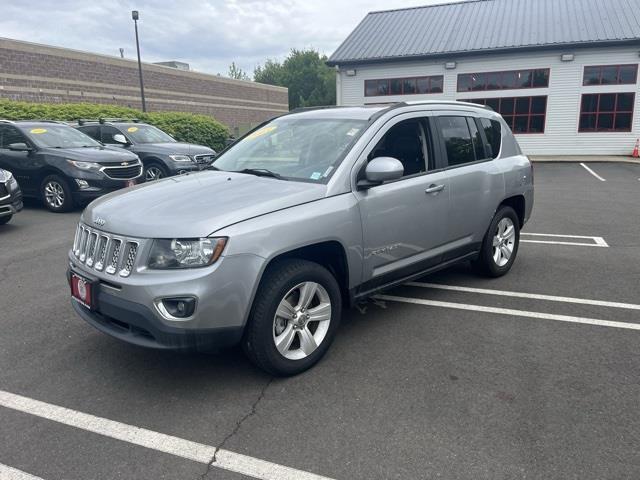 Used 2015 Jeep Compass in Stratford, Connecticut | Wiz Leasing Inc. Stratford, Connecticut
