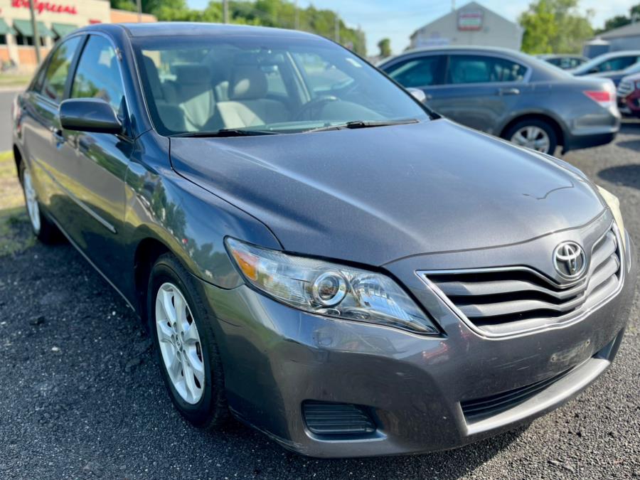 Used 2010 Toyota Camry in Wallingford, Connecticut | Wallingford Auto Center LLC. Wallingford, Connecticut