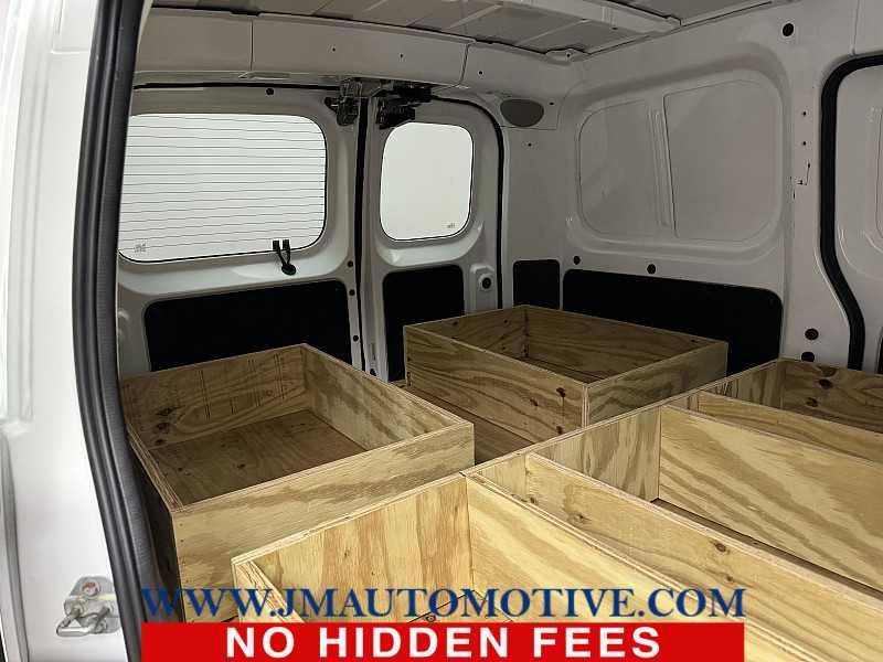 2015 Chevrolet City Express LS, available for sale in Naugatuck, Connecticut | J&M Automotive Sls&Svc LLC. Naugatuck, Connecticut 2015 Chevrolet City Express LS, available for sale in Naugatuck, Connecticut | J&M Automotive Sls&Svc LLC. Naugatuck, Connecticut