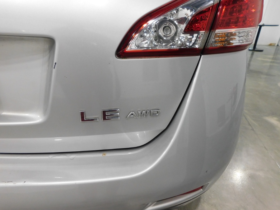 2012 Nissan Murano LE photo 10