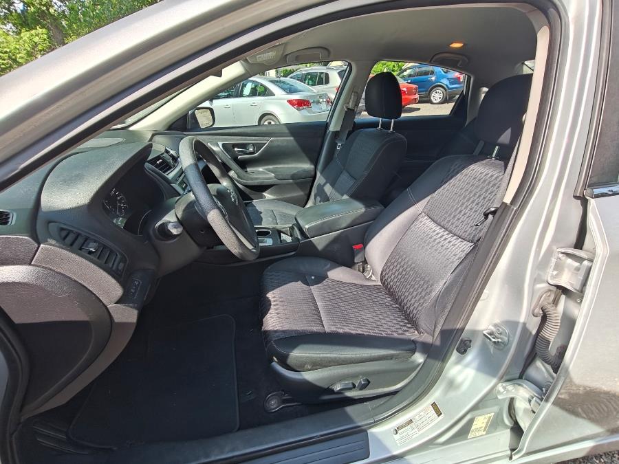 2016 Nissan Altima 4dr Sdn I4 2.5 SR, available for sale in South Windsor, Connecticut | Fancy Rides LLC. South Windsor, Connecticut 2016 Nissan Altima 4dr Sdn I4 2.5 SR, available for sale in South Windsor, Connecticut | Fancy Rides LLC. South Windsor, Connecticut