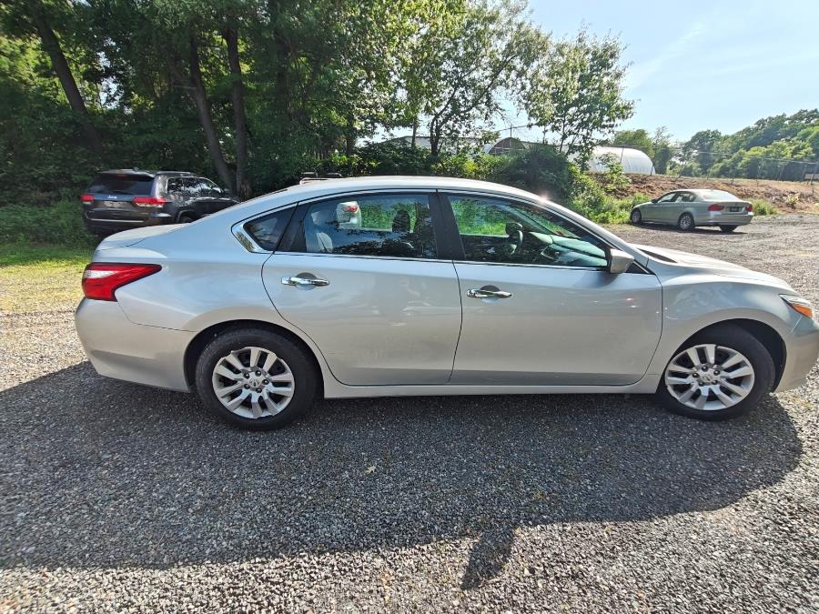 2016 Nissan Altima 4dr Sdn I4 2.5 SR, available for sale in South Windsor, Connecticut | Fancy Rides LLC. South Windsor, Connecticut 2016 Nissan Altima 4dr Sdn I4 2.5 SR, available for sale in South Windsor, Connecticut | Fancy Rides LLC. South Windsor, Connecticut
