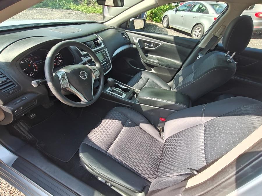 2016 Nissan Altima 4dr Sdn I4 2.5 SR, available for sale in South Windsor, Connecticut | Fancy Rides LLC. South Windsor, Connecticut 2016 Nissan Altima 4dr Sdn I4 2.5 SR, available for sale in South Windsor, Connecticut | Fancy Rides LLC. South Windsor, Connecticut
