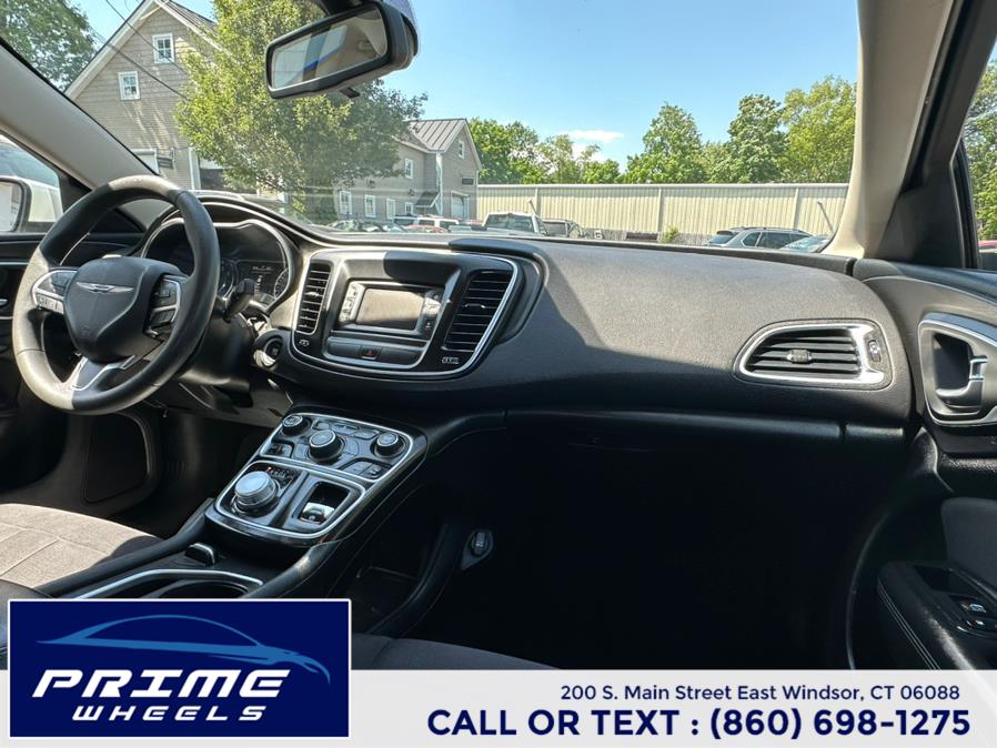2015 Chrysler 200 4dr Sdn Limited FWD, available for sale in East Windsor, Connecticut | Prime Wheels. East Windsor, Connecticut 2015 Chrysler 200 4dr Sdn Limited FWD, available for sale in East Windsor, Connecticut | Prime Wheels. East Windsor, Connecticut
