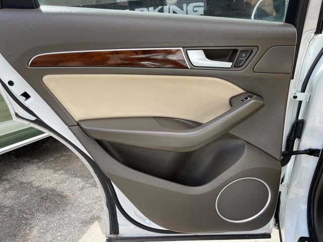 2016 Audi Q5 2.0T Premium Plus, available for sale in Freehold, New Jersey | Shop Auto. Freehold, New Jersey 2016 Audi Q5 2.0T Premium Plus, available for sale in Freehold, New Jersey | Shop Auto. Freehold, New Jersey