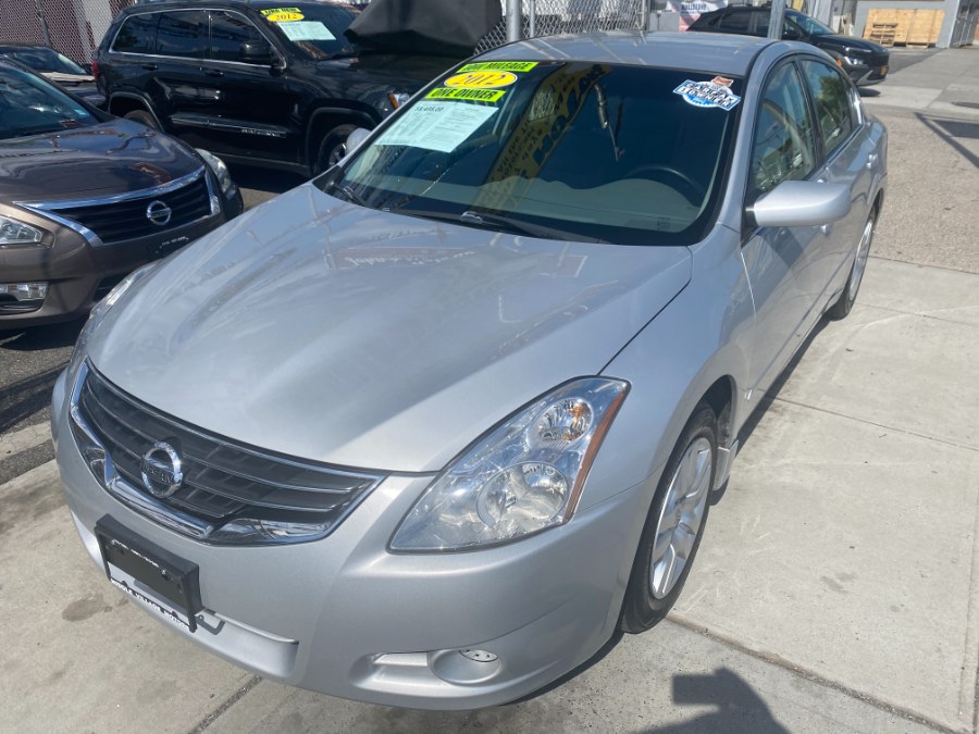 Used 2012 Nissan Altima in Middle Village, New York | Middle Village Motors . Middle Village, New York