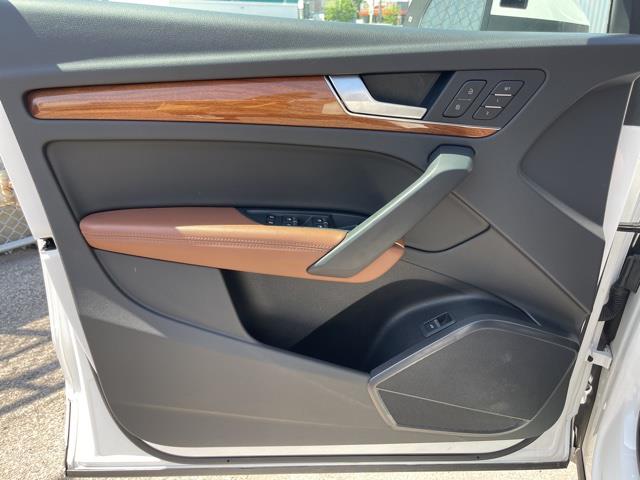 2021 Audi Q5 45 Premium Plus, available for sale in Freehold, New Jersey | Shop Auto. Freehold, New Jersey 2021 Audi Q5 45 Premium Plus, available for sale in Freehold, New Jersey | Shop Auto. Freehold, New Jersey