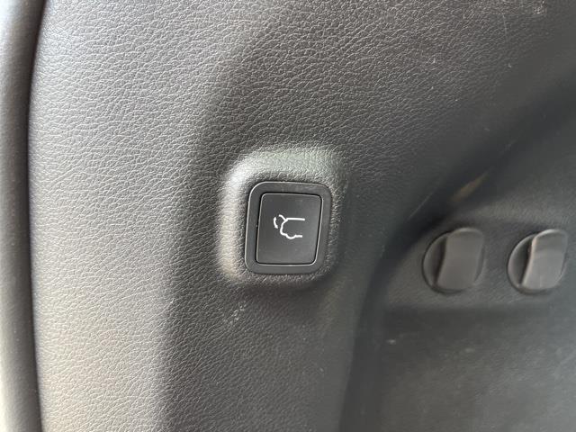 2020 Jeep Cherokee Limited, available for sale in Freehold, New Jersey | Shop Auto. Freehold, New Jersey 2020 Jeep Cherokee Limited, available for sale in Freehold, New Jersey | Shop Auto. Freehold, New Jersey