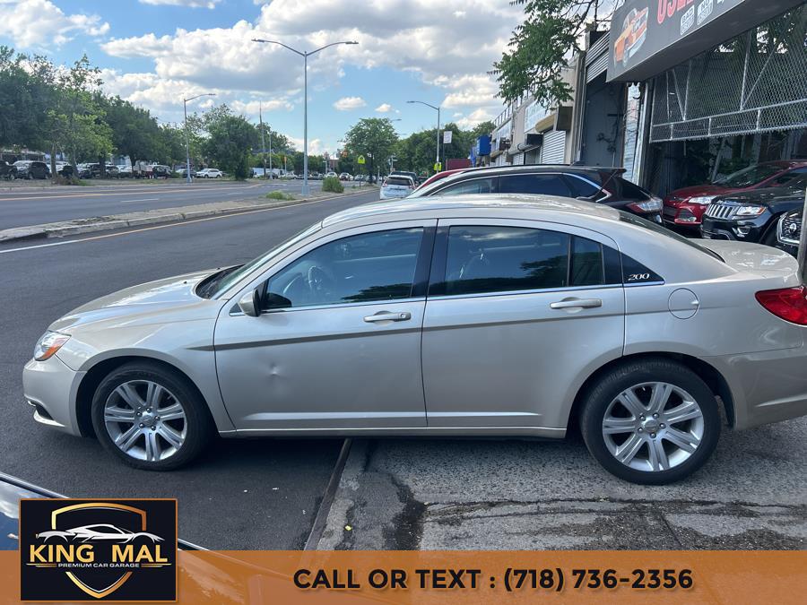 2013 Chrysler 200 4dr Sdn Touring, available for sale in Brooklyn, New York | King Mal Used Car and Truck Center. Brooklyn, New York 2013 Chrysler 200 4dr Sdn Touring, available for sale in Brooklyn, New York | King Mal Used Car and Truck Center. Brooklyn, New York