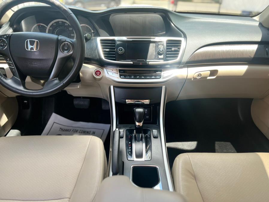 2015 Honda Accord Sedan 4dr I4 CVT EX-L w/Navi, available for sale in New Haven, Connecticut | Unique Auto Sales LLC. New Haven, Connecticut 2015 Honda Accord Sedan 4dr I4 CVT EX-L w/Navi, available for sale in New Haven, Connecticut | Unique Auto Sales LLC. New Haven, Connecticut