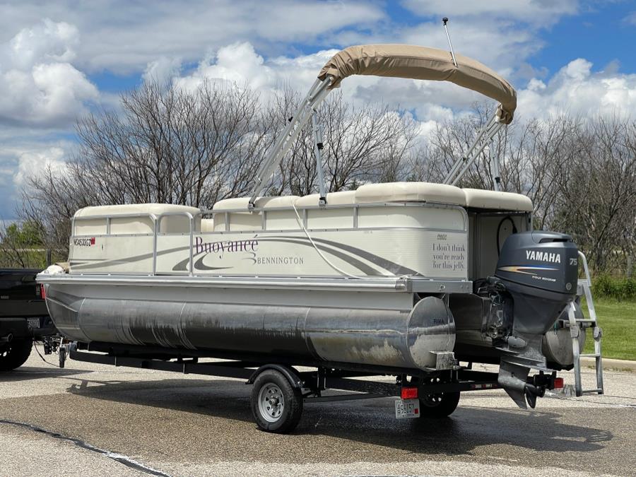 Bennington 2050RL 2006 in Darien, Harvard, Whitewater, Janesville WI Geneva Motor Cars 58L506