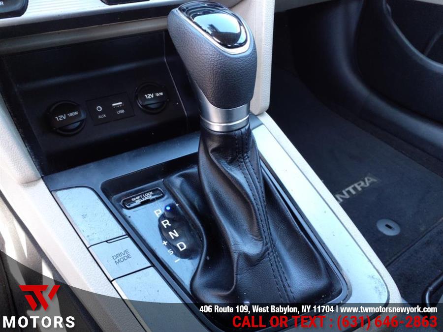 2019 Hyundai Elantra SEL Auto, available for sale in West Babylon, New York | TW Motors. West Babylon, New York 2019 Hyundai Elantra SEL Auto, available for sale in West Babylon, New York | TW Motors. West Babylon, New York