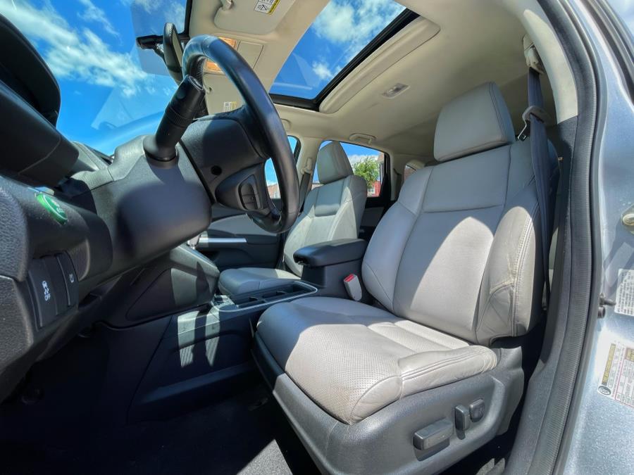 2016 Honda CR-V AWD 5dr EX-L w/Navi, available for sale in BROOKLYN, New York | Deals on Wheels International Auto. BROOKLYN, New York 2016 Honda CR-V AWD 5dr EX-L w/Navi, available for sale in BROOKLYN, New York | Deals on Wheels International Auto. BROOKLYN, New York