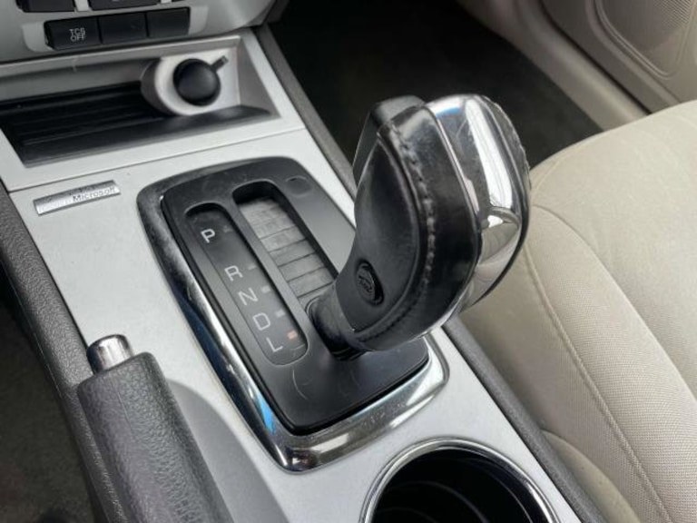 2011 Mercury Milan 4dr Sdn FWD, available for sale in Port Washington, New York | Sandpoint Autosales. Port Washington, New York 2011 Mercury Milan 4dr Sdn FWD, available for sale in Port Washington, New York | Sandpoint Autosales. Port Washington, New York