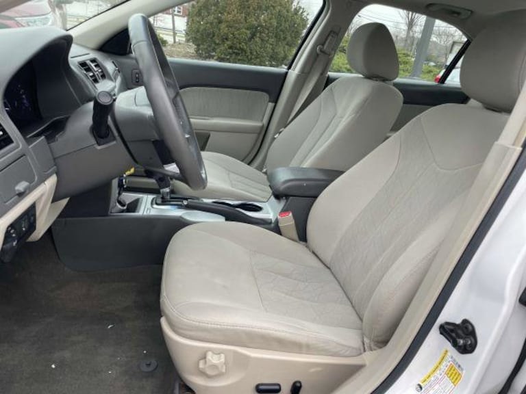 2011 Mercury Milan 4dr Sdn FWD, available for sale in Port Washington, New York | Sandpoint Autosales. Port Washington, New York 2011 Mercury Milan 4dr Sdn FWD, available for sale in Port Washington, New York | Sandpoint Autosales. Port Washington, New York
