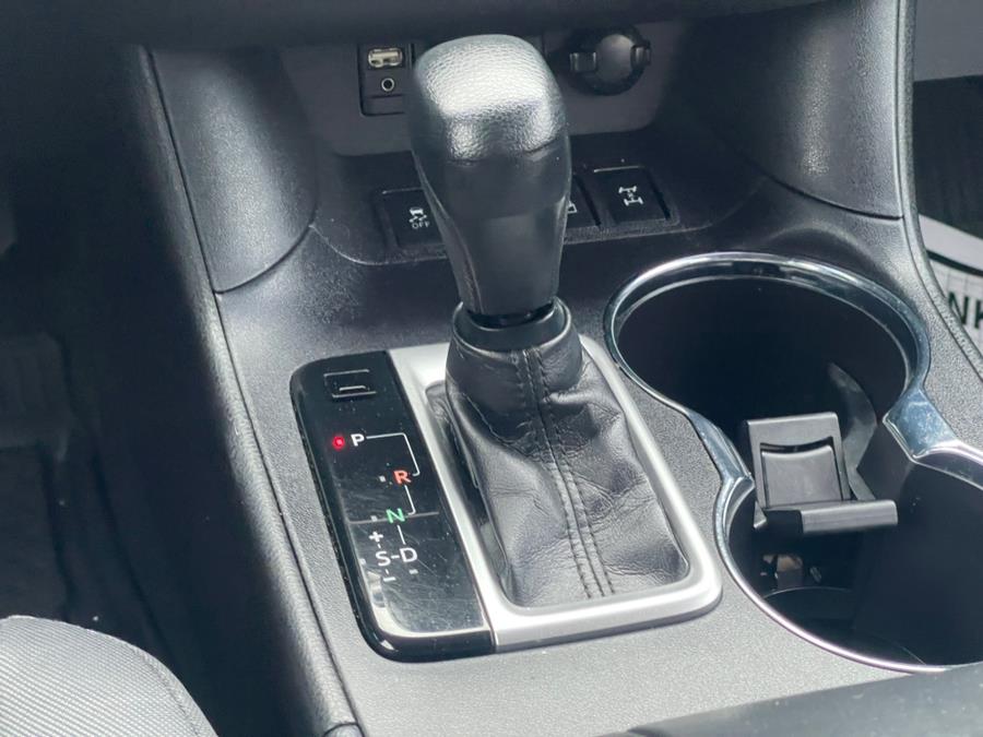 2018 Toyota Highlander LE V6 AWD (Natl), available for sale in Irvington , New Jersey | Auto Haus of Irvington Corp. Irvington , New Jersey 2018 Toyota Highlander LE V6 AWD (Natl), available for sale in Irvington , New Jersey | Auto Haus of Irvington Corp. Irvington , New Jersey