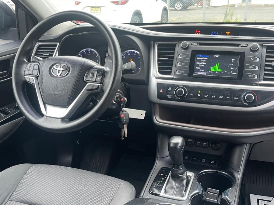 2018 Toyota Highlander LE V6 AWD (Natl), available for sale in Irvington , New Jersey | Auto Haus of Irvington Corp. Irvington , New Jersey 2018 Toyota Highlander LE V6 AWD (Natl), available for sale in Irvington , New Jersey | Auto Haus of Irvington Corp. Irvington , New Jersey