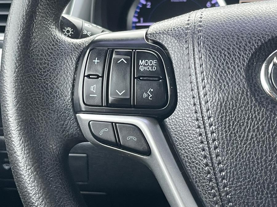2018 Toyota Highlander LE V6 AWD (Natl), available for sale in Irvington , New Jersey | Auto Haus of Irvington Corp. Irvington , New Jersey 2018 Toyota Highlander LE V6 AWD (Natl), available for sale in Irvington , New Jersey | Auto Haus of Irvington Corp. Irvington , New Jersey