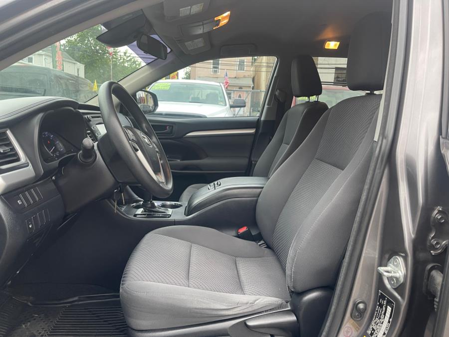 2018 Toyota Highlander LE V6 AWD (Natl), available for sale in Irvington , New Jersey | Auto Haus of Irvington Corp. Irvington , New Jersey 2018 Toyota Highlander LE V6 AWD (Natl), available for sale in Irvington , New Jersey | Auto Haus of Irvington Corp. Irvington , New Jersey