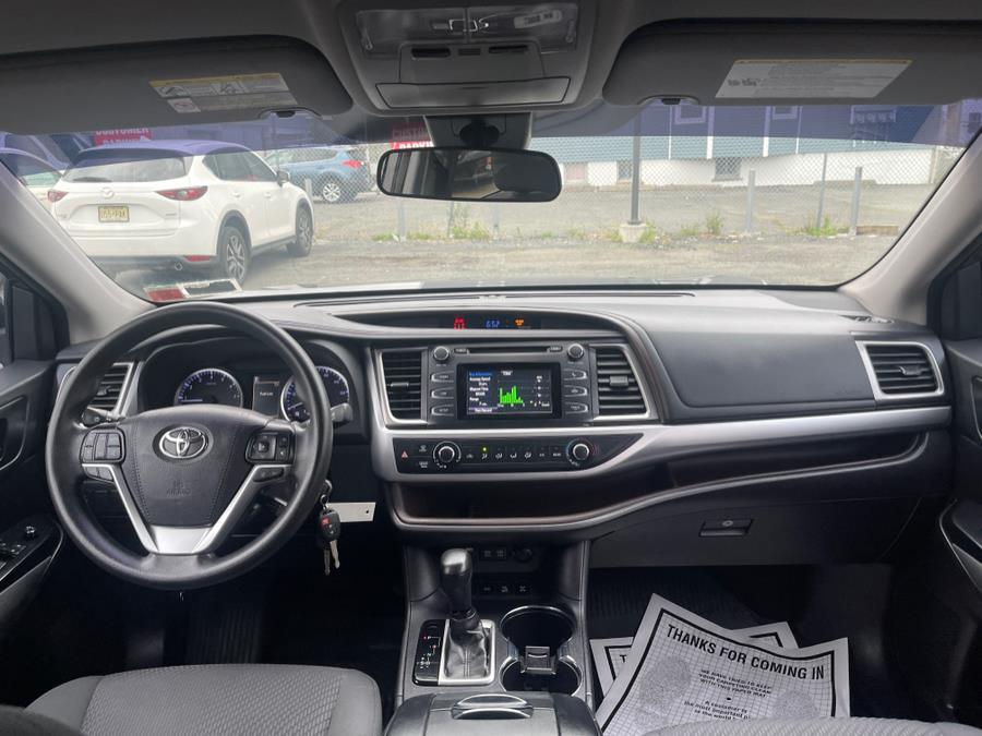 2018 Toyota Highlander LE V6 AWD (Natl), available for sale in Irvington , New Jersey | Auto Haus of Irvington Corp. Irvington , New Jersey 2018 Toyota Highlander LE V6 AWD (Natl), available for sale in Irvington , New Jersey | Auto Haus of Irvington Corp. Irvington , New Jersey
