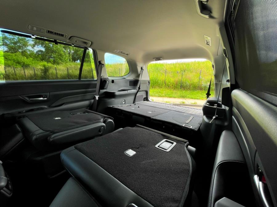 2024 Toyota Grand Highlander XLE FWD (Natl), available for sale in BROOKLYN, New York | Deals on Wheels International Auto. BROOKLYN, New York 2024 Toyota Grand Highlander XLE FWD (Natl), available for sale in BROOKLYN, New York | Deals on Wheels International Auto. BROOKLYN, New York