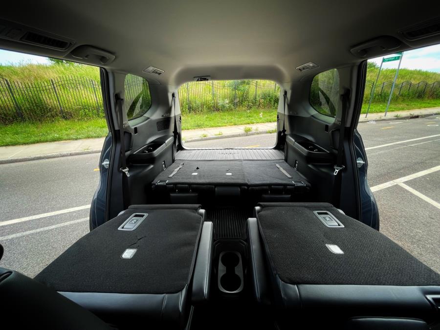 2024 Toyota Grand Highlander XLE FWD (Natl), available for sale in BROOKLYN, New York | Deals on Wheels International Auto. BROOKLYN, New York 2024 Toyota Grand Highlander XLE FWD (Natl), available for sale in BROOKLYN, New York | Deals on Wheels International Auto. BROOKLYN, New York