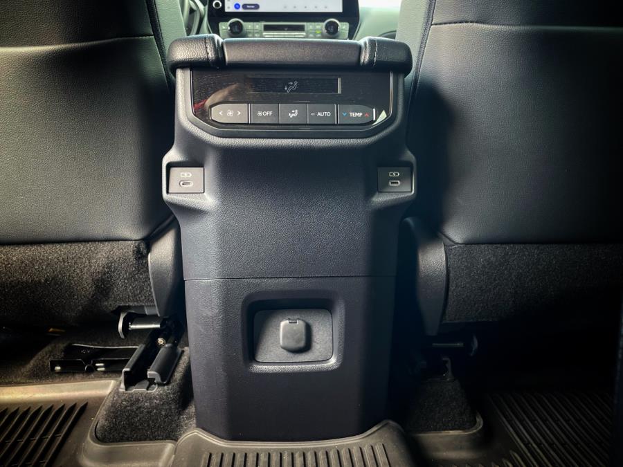 2024 Toyota Grand Highlander XLE FWD (Natl), available for sale in BROOKLYN, New York | Deals on Wheels International Auto. BROOKLYN, New York 2024 Toyota Grand Highlander XLE FWD (Natl), available for sale in BROOKLYN, New York | Deals on Wheels International Auto. BROOKLYN, New York