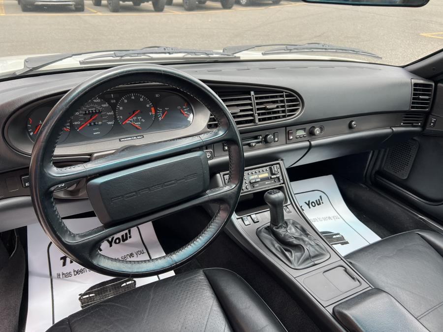 1986 Porsche 944 2dr Coupe 5-Spd, available for sale in Waterbury, Connecticut | National Auto Brokers, Inc.. Waterbury, Connecticut