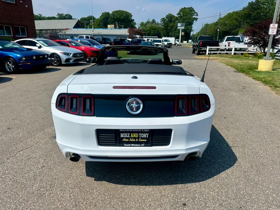 2014 Ford Mustang 2dr Conv V6, available for sale in South Windsor, Connecticut | Mike And Tony Auto Sales, Inc. South Windsor, Connecticut 2014 Ford Mustang 2dr Conv V6, available for sale in South Windsor, Connecticut | Mike And Tony Auto Sales, Inc. South Windsor, Connecticut