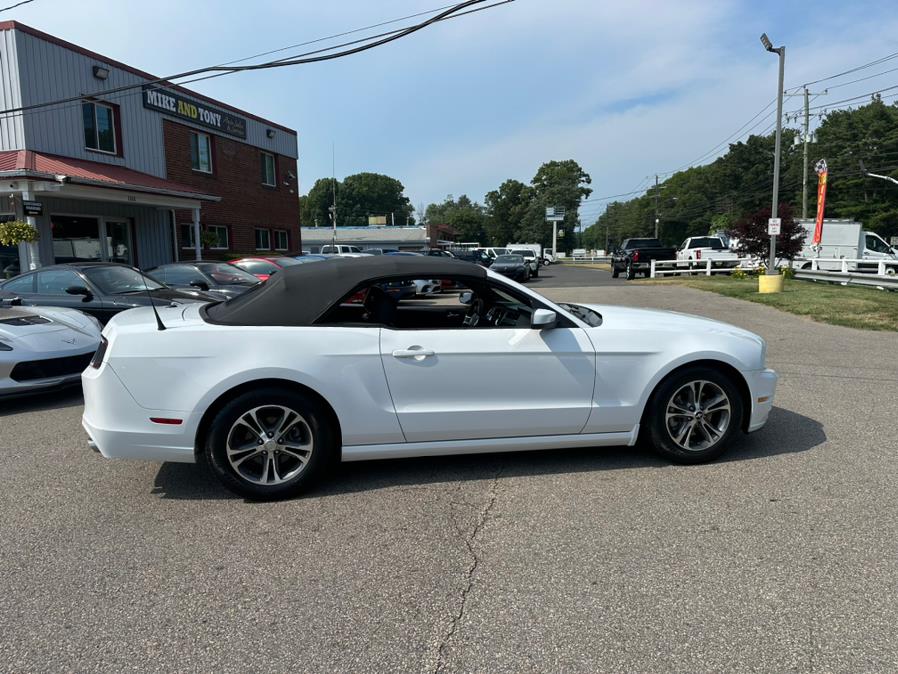 2014 Ford Mustang 2dr Conv V6, available for sale in South Windsor, Connecticut | Mike And Tony Auto Sales, Inc. South Windsor, Connecticut 2014 Ford Mustang 2dr Conv V6, available for sale in South Windsor, Connecticut | Mike And Tony Auto Sales, Inc. South Windsor, Connecticut