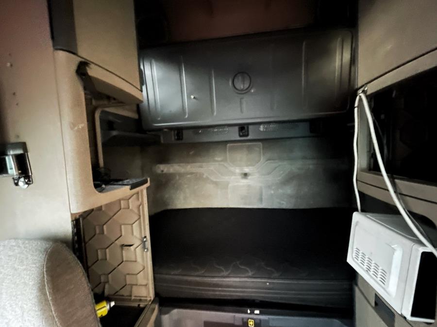 2017 Freightliner DS DS, available for sale in BROOKLYN, New York | Deals on Wheels International Auto. BROOKLYN, New York 2017 Freightliner DS DS, available for sale in BROOKLYN, New York | Deals on Wheels International Auto. BROOKLYN, New York