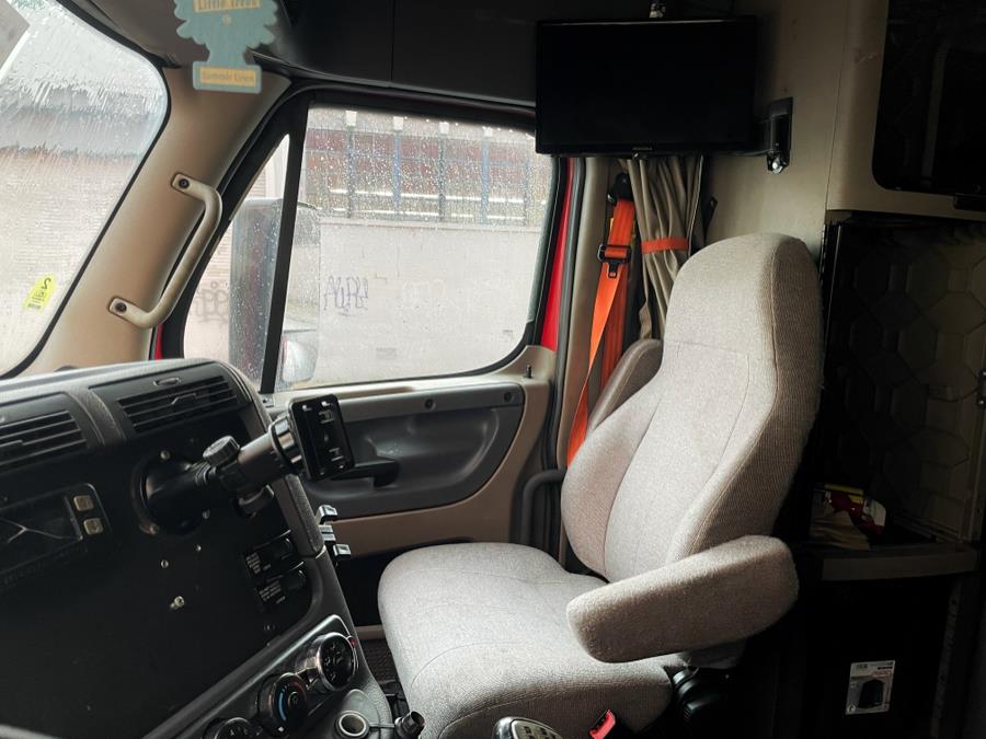 2017 Freightliner DS DS, available for sale in BROOKLYN, New York | Deals on Wheels International Auto. BROOKLYN, New York 2017 Freightliner DS DS, available for sale in BROOKLYN, New York | Deals on Wheels International Auto. BROOKLYN, New York