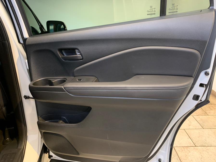 2022 Honda Passport EX-L AWD, available for sale in Lodi, New Jersey | European Auto Expo. Lodi, New Jersey 2022 Honda Passport EX-L AWD, available for sale in Lodi, New Jersey | European Auto Expo. Lodi, New Jersey