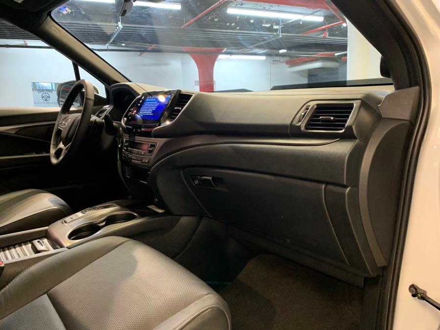 2022 Honda Passport EX-L AWD, available for sale in Lodi, New Jersey | European Auto Expo. Lodi, New Jersey 2022 Honda Passport EX-L AWD, available for sale in Lodi, New Jersey | European Auto Expo. Lodi, New Jersey