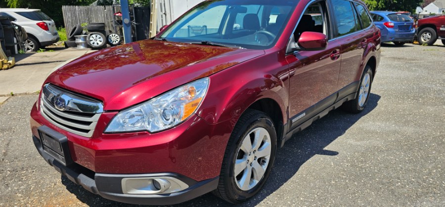 Used 2012 Subaru Outback in Patchogue, New York | Romaxx Truxx. Patchogue, New York