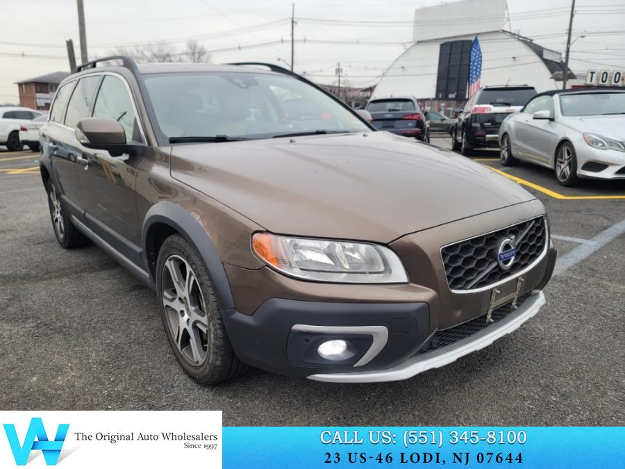 Used 2015 Volvo XC70 in Lodi, New Jersey | AW Auto & Truck Wholesalers, Inc. Lodi, New Jersey