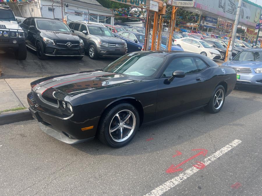 Used 2010 Dodge Challenger in Jamaica, New York | Sylhet Motors Inc.. Jamaica, New York