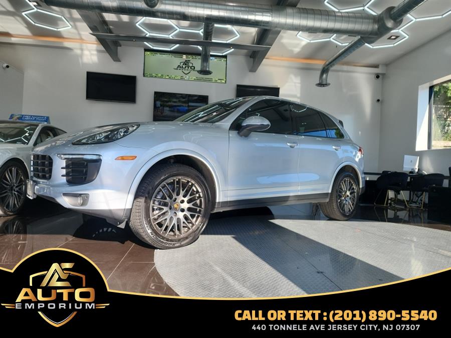 Used 2017 Porsche Cayenne in Jersey City, New Jersey | Auto Emporium. Jersey City, New Jersey