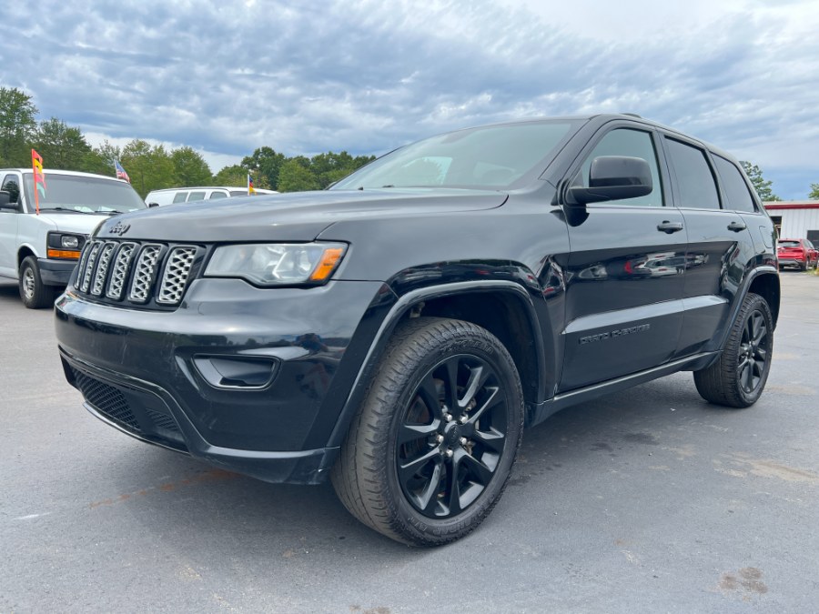 Used 2019 Jeep Grand Cherokee in Ortonville, Michigan | Marsh Auto Sales LLC. Ortonville, Michigan